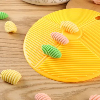Plastik Kurulu Spagetti Makarna makarna Makinesi Oklava Bebek Gıda Takviyesi Kalıpları Manuel Mutfak Aracı